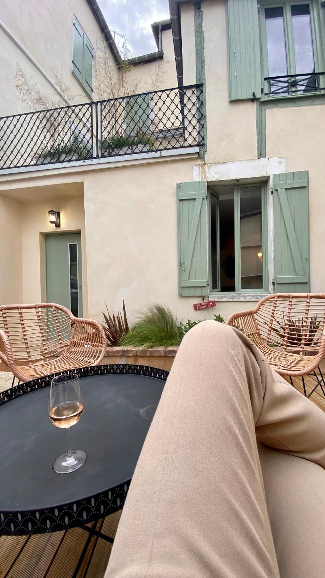 אוקזר Superbe Appartement Terrasse Et Parking Gratuit מראה חיצוני תמונה