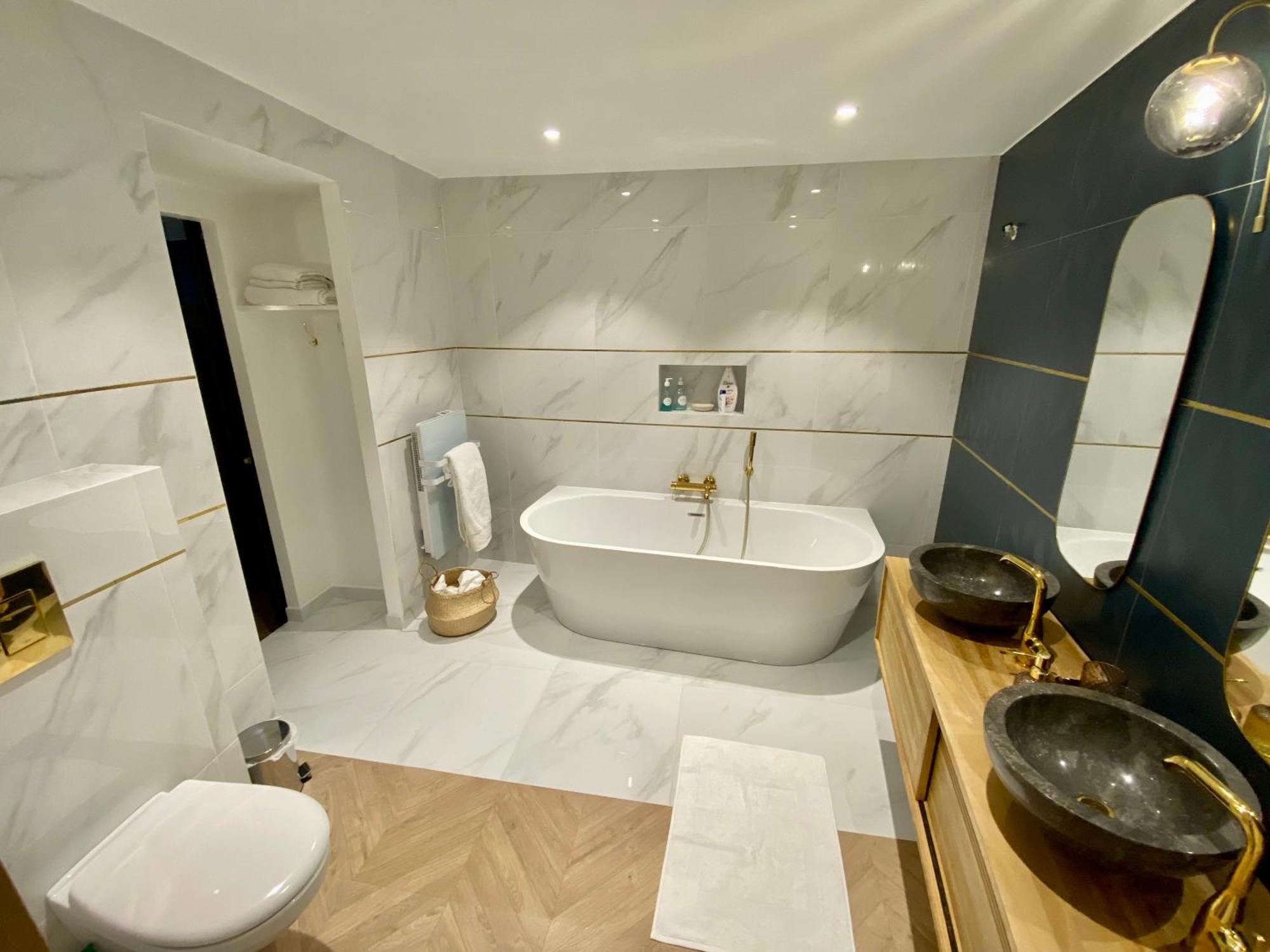 אוקזר Superbe Appartement Terrasse Et Parking Gratuit מראה חיצוני תמונה